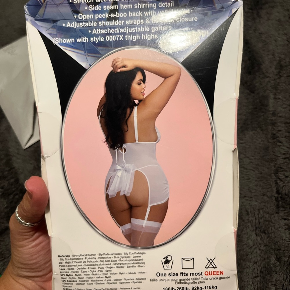 Dream girl queen size lingerie - Picture 3 of 3